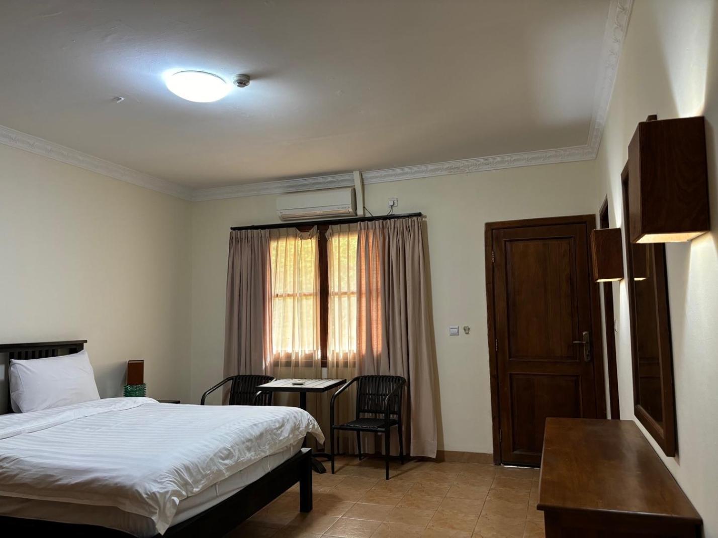Palm Malinamoc Hotel Dili Dış mekan fotoğraf